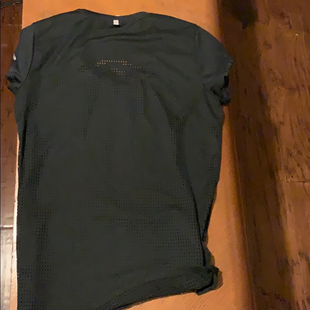 Top - Picture 2 of 2